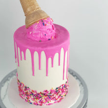 Cargar imagen en el visor de la galería, Melted Ice cream Cake
