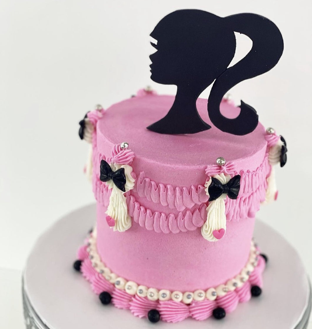 Barbiedoll Cake
