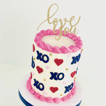 Load image into Gallery viewer, XOXO Cake
